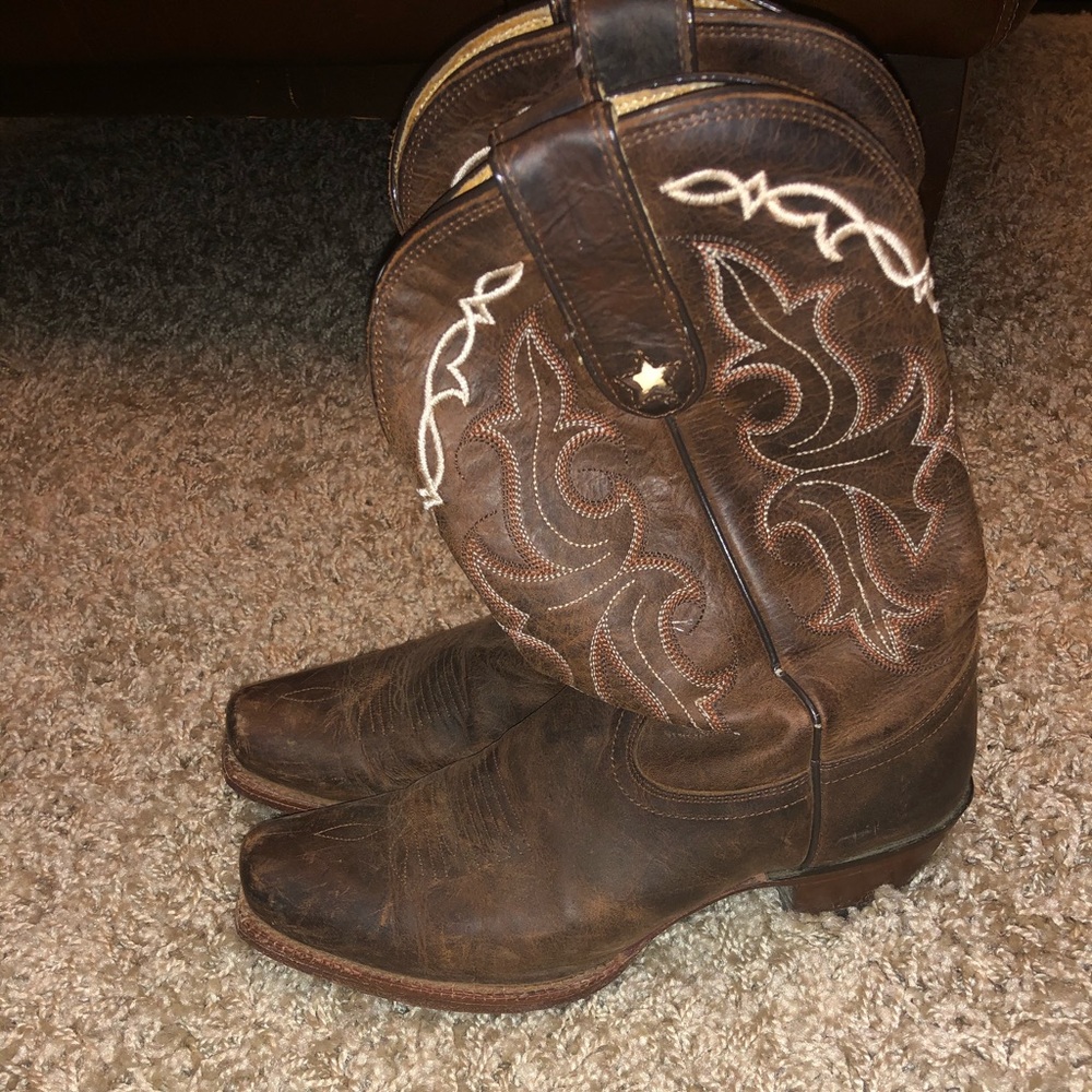 Women’s boots, Tony Lama